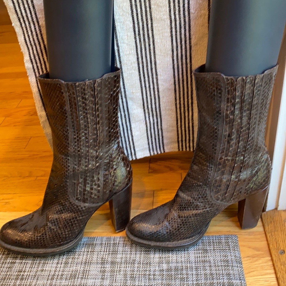 Rocco P brown snakeskin stacked heel boot. Size 40.5/10.